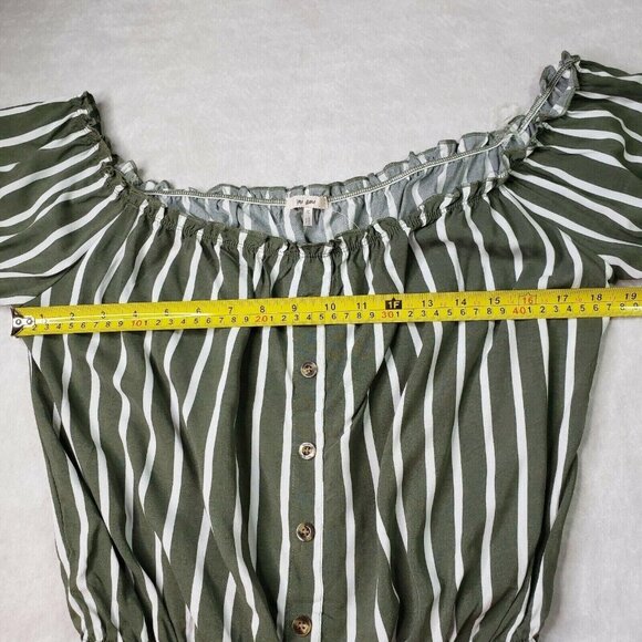 Striped Olive & White Off-Shoulder cropped Blouse With Button Front Size M - Picture 7 of 9
